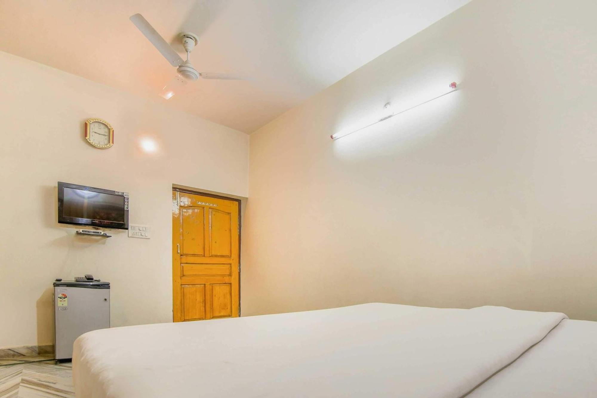 Collection O 81098 Hotel Royal Panjab Bijnaur Екстер'єр фото
