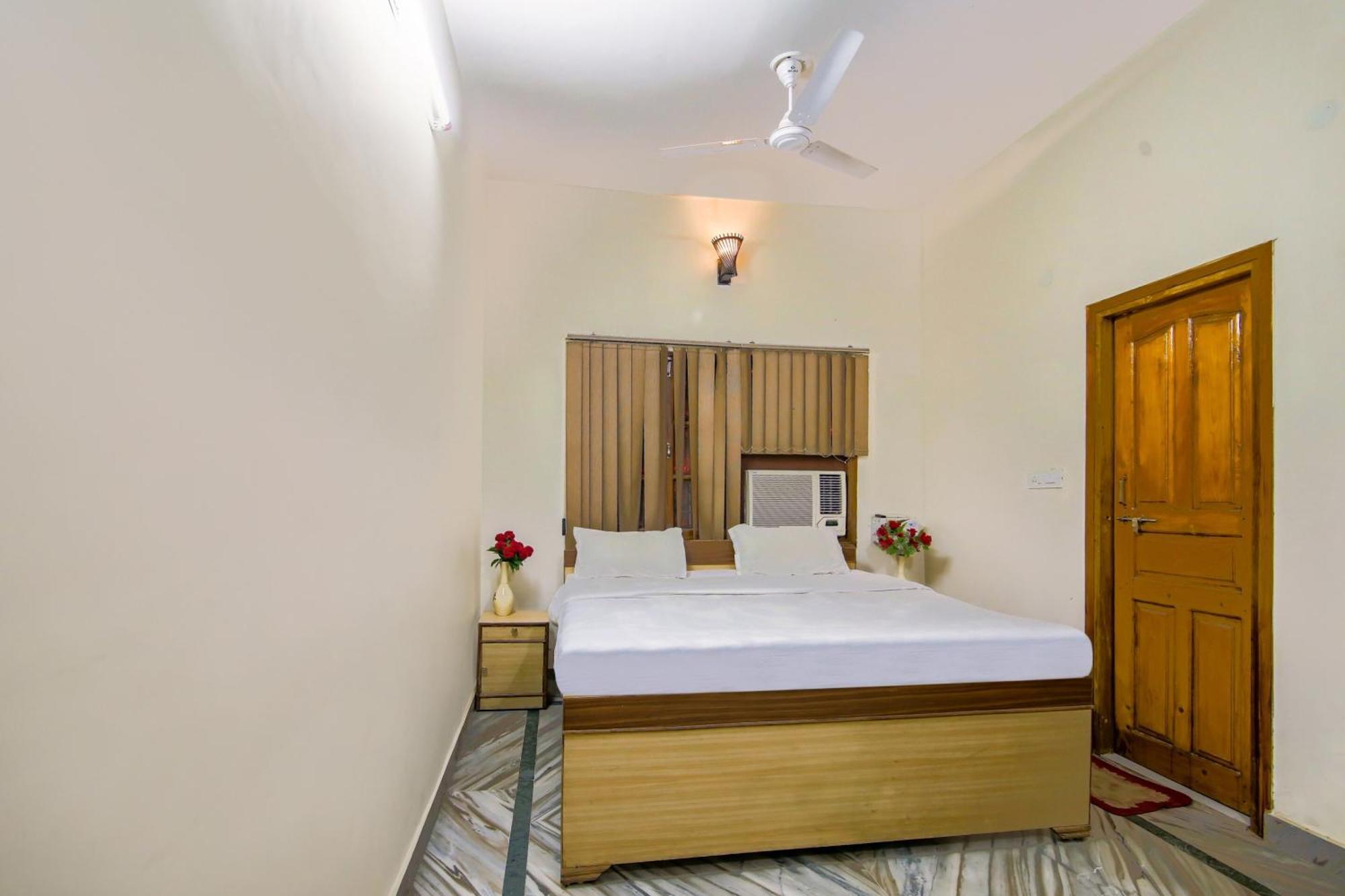 Collection O 81098 Hotel Royal Panjab Bijnaur Екстер'єр фото