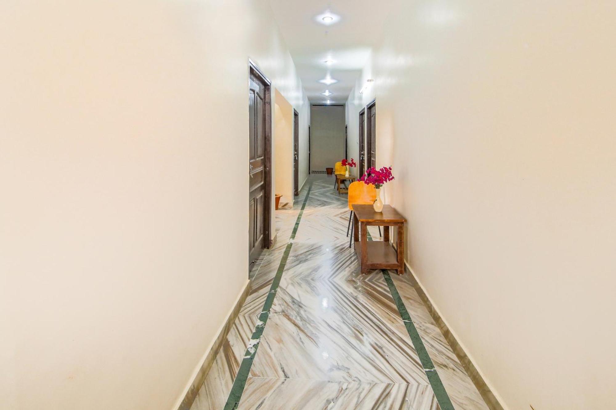 Collection O 81098 Hotel Royal Panjab Bijnaur Екстер'єр фото