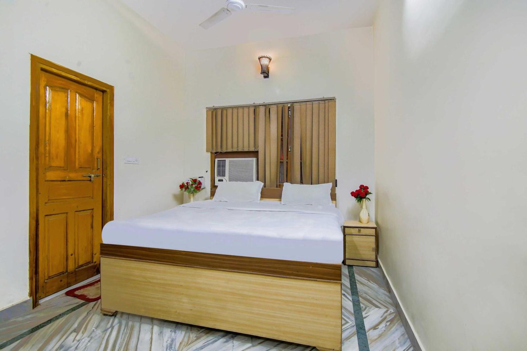Collection O 81098 Hotel Royal Panjab Bijnaur Екстер'єр фото